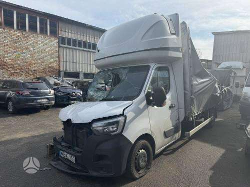 Renault Master, preču