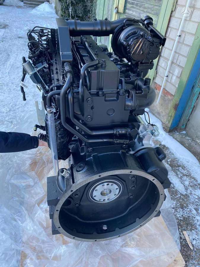 -Kita- Cummins 6TA-830