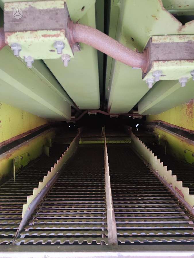 Claas Dominator 68, combine harvesters