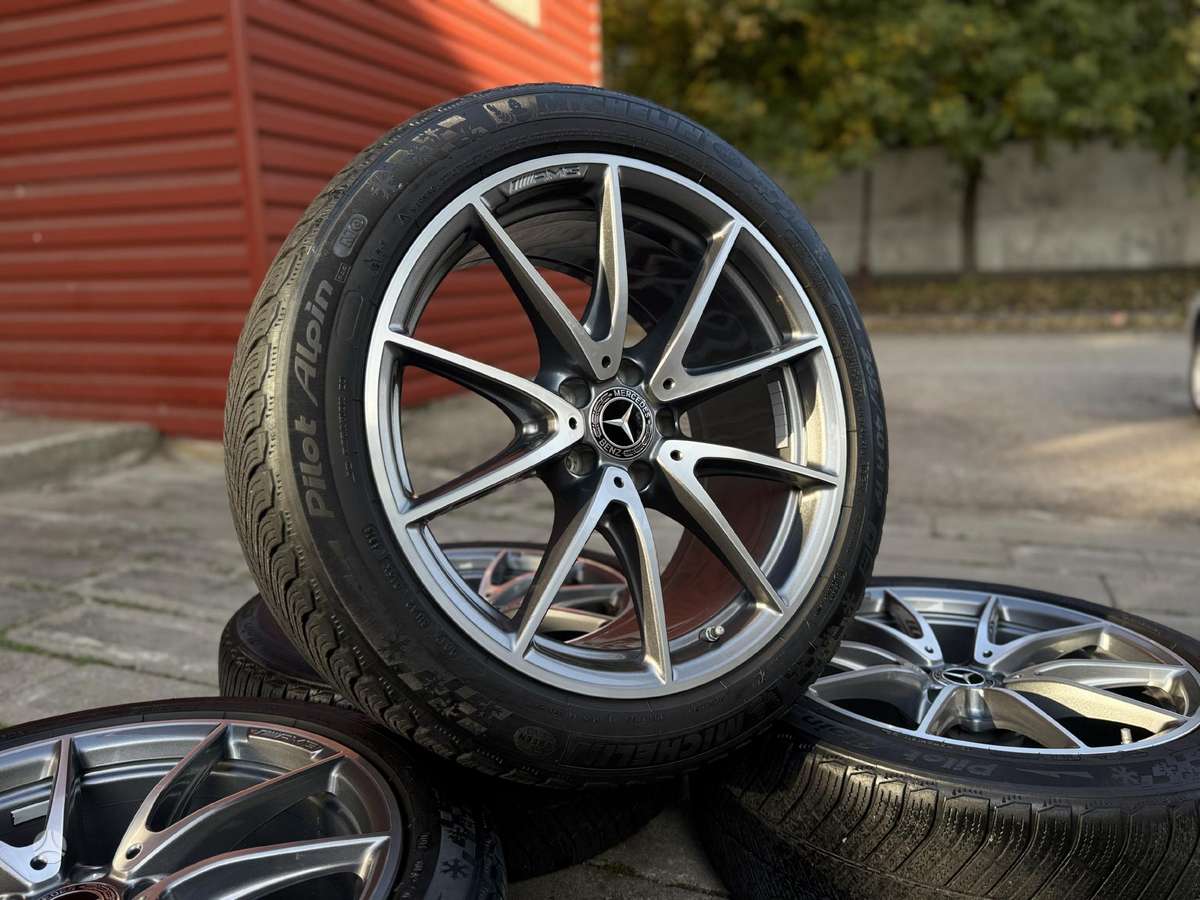 Mercedes-Benz E63 AMG, light alloy, R19