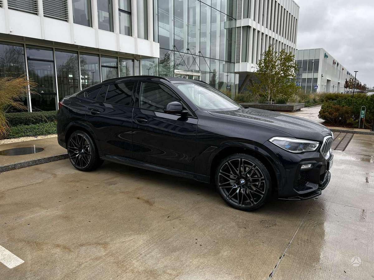 BMW X6, 3.0 l., off-road / crossover