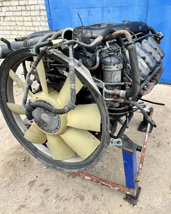 Scania R560 , DC16 18, грузовики