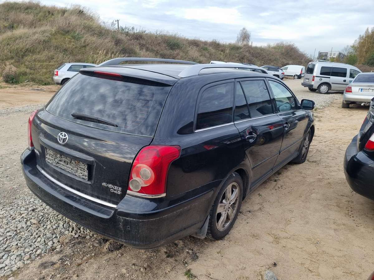 Toyota Avensis Prašiškių 53 12