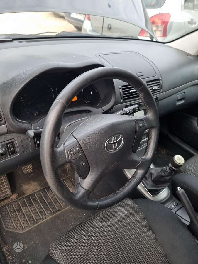 Toyota Avensis Prašiškių 53 12