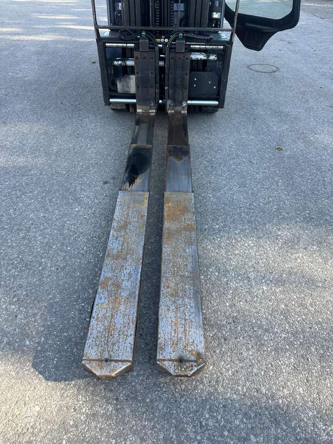 Toyota 8FGF25, forklifts