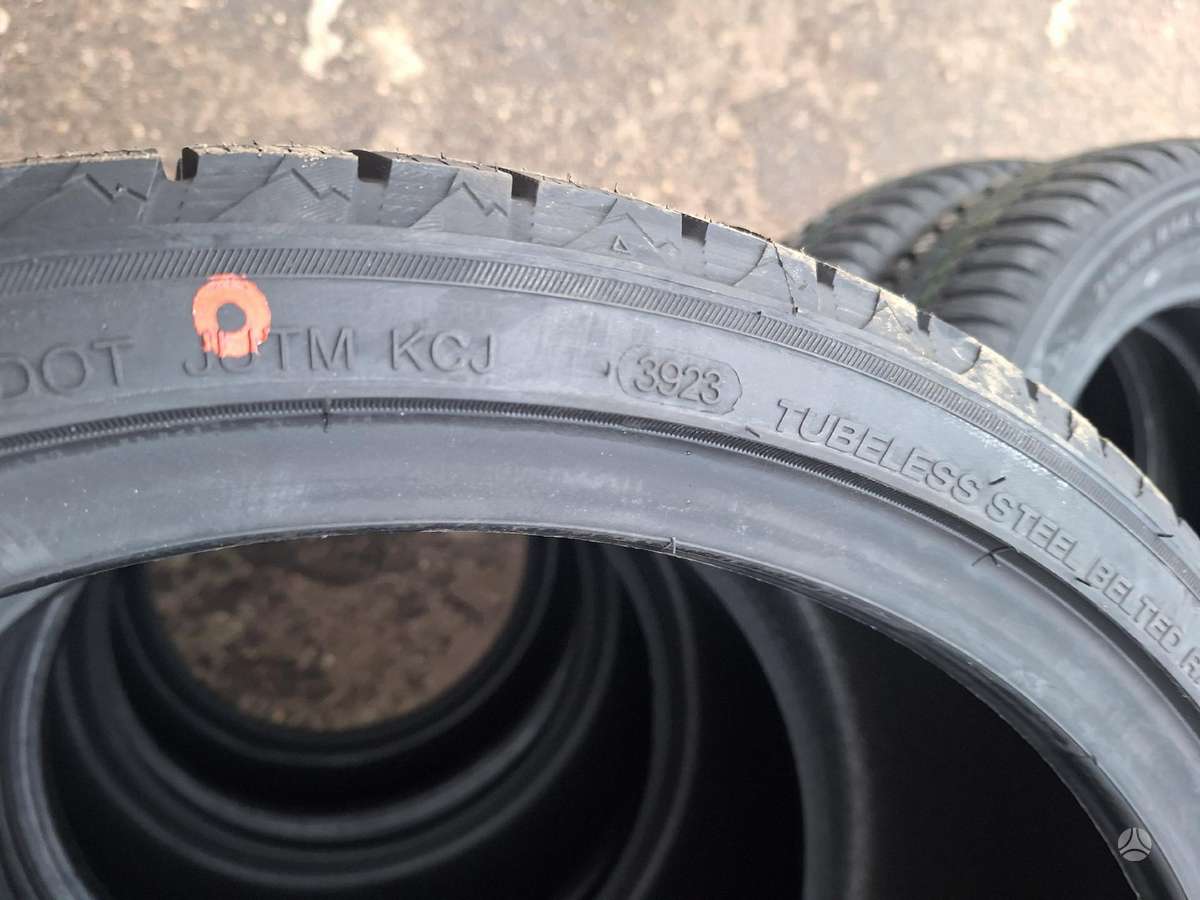 Goodride, зимние 275/30 R20