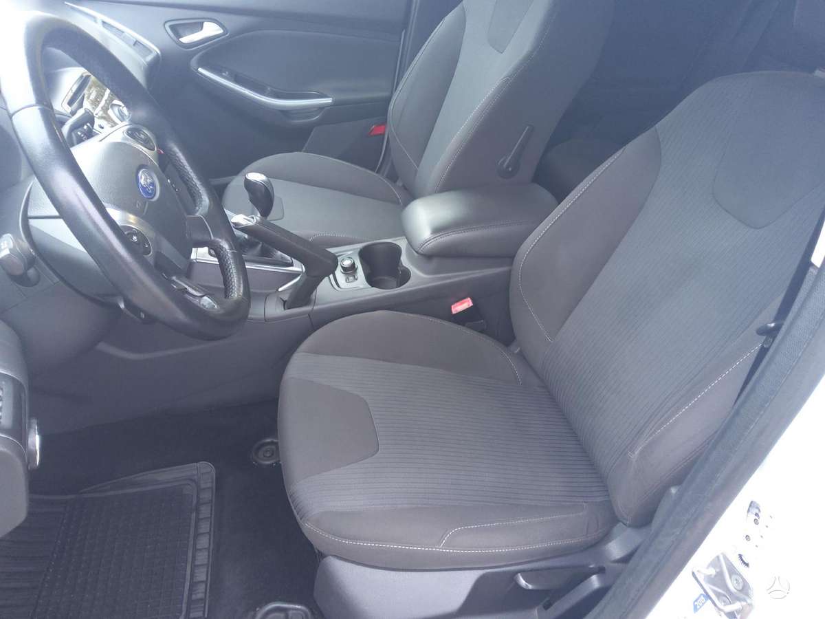 Ford Focus, 1.6 l., hatchback