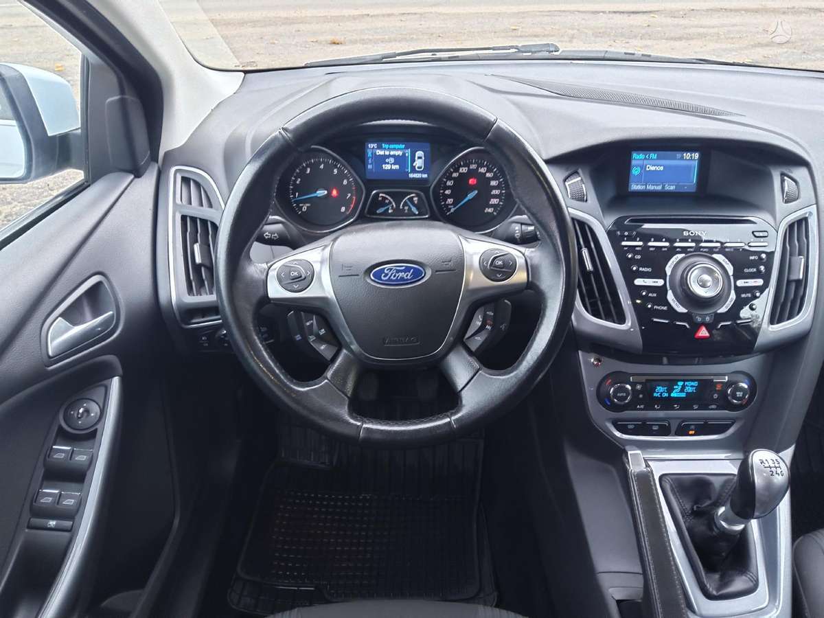 Ford Focus, 1.6 l., hatchback
