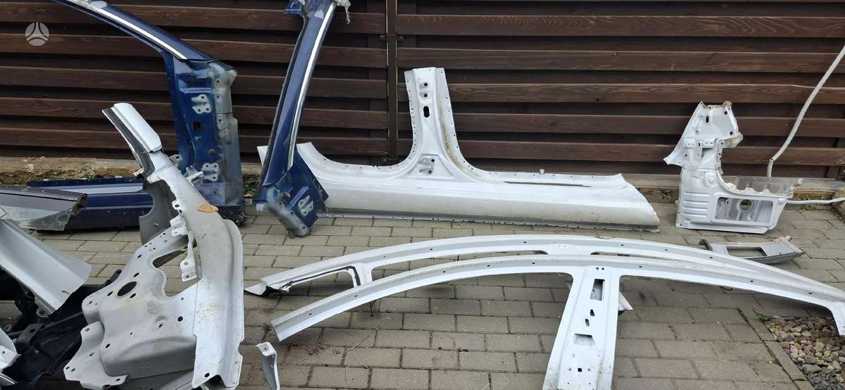 Tesla Model 3 body parts
