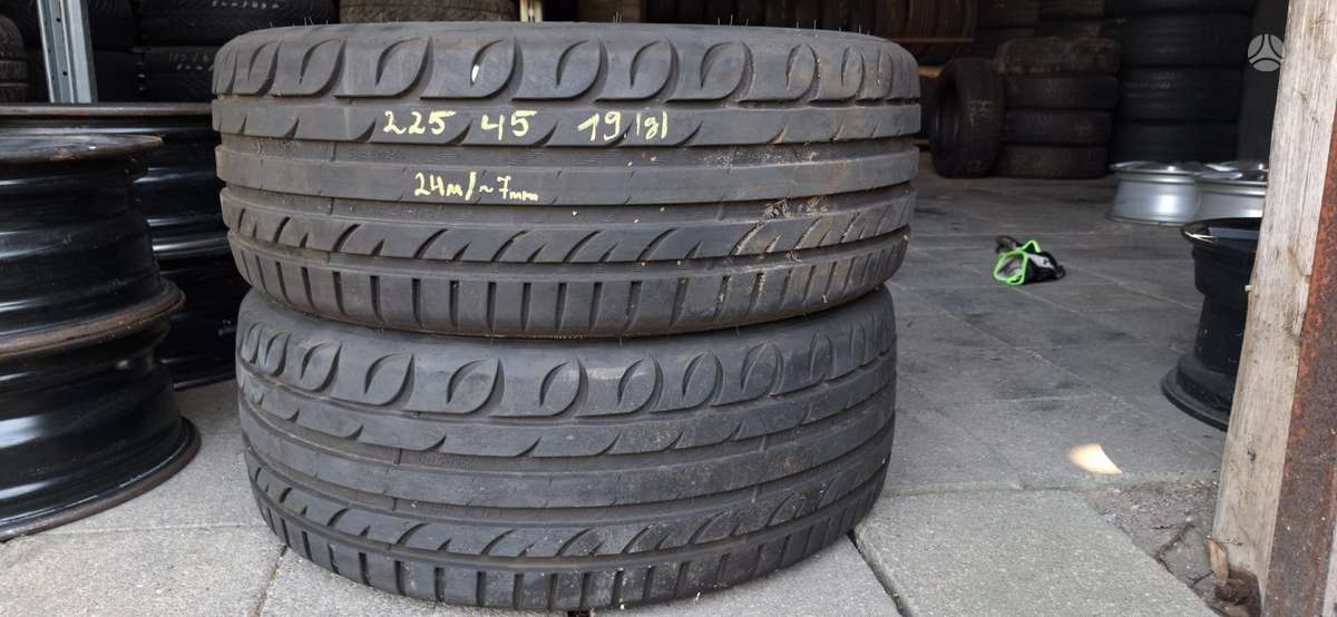 Kormoran Ultra High PERFORMANCE, summer 225/45 R19