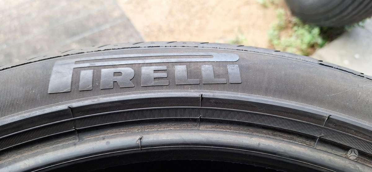 Pirelli P Zero, summer 265/40 R21