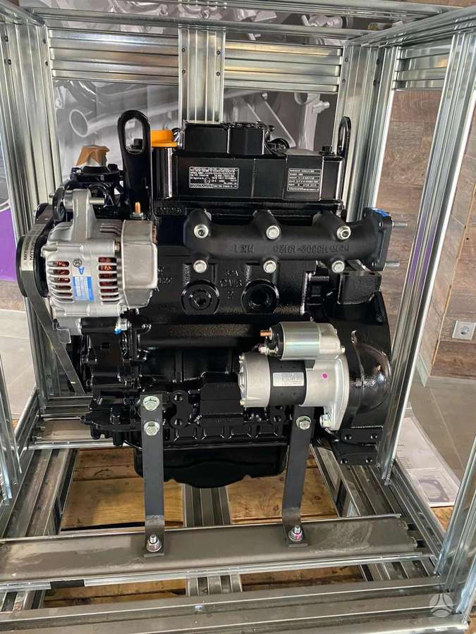 Yanmar 3TNV82A