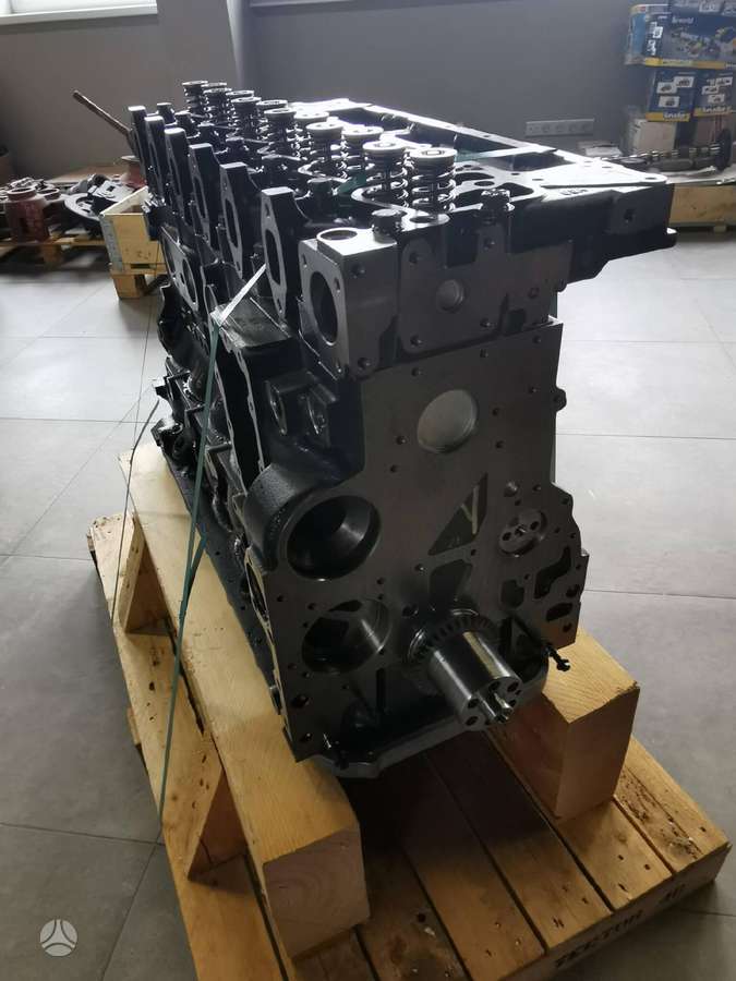 Iveco F4GE9684B*J603
