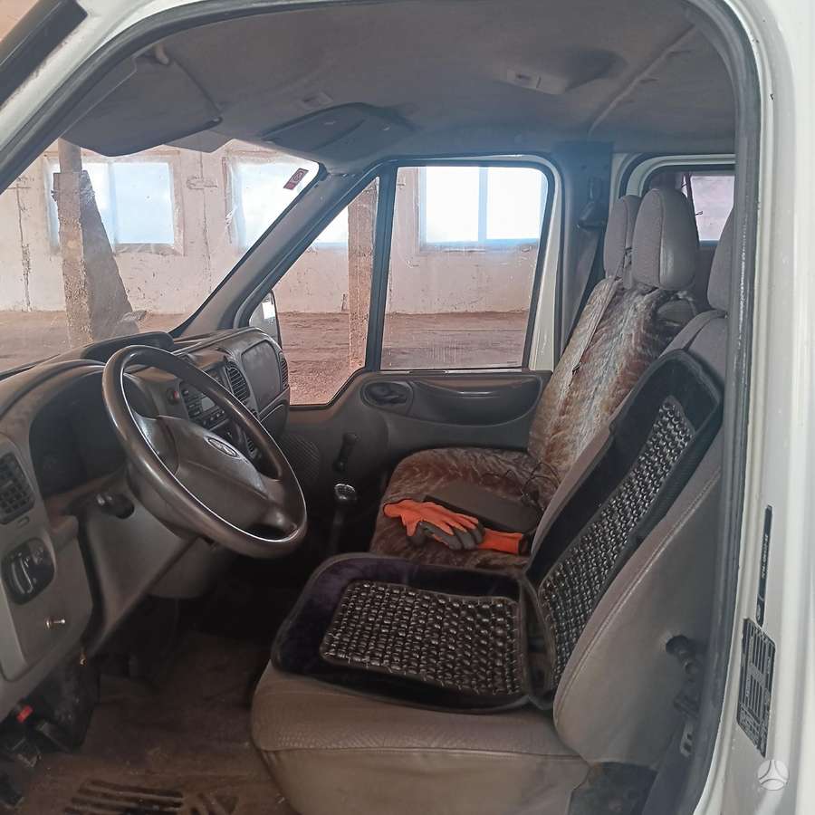 Ford Transit, 2.4 l., cargo van