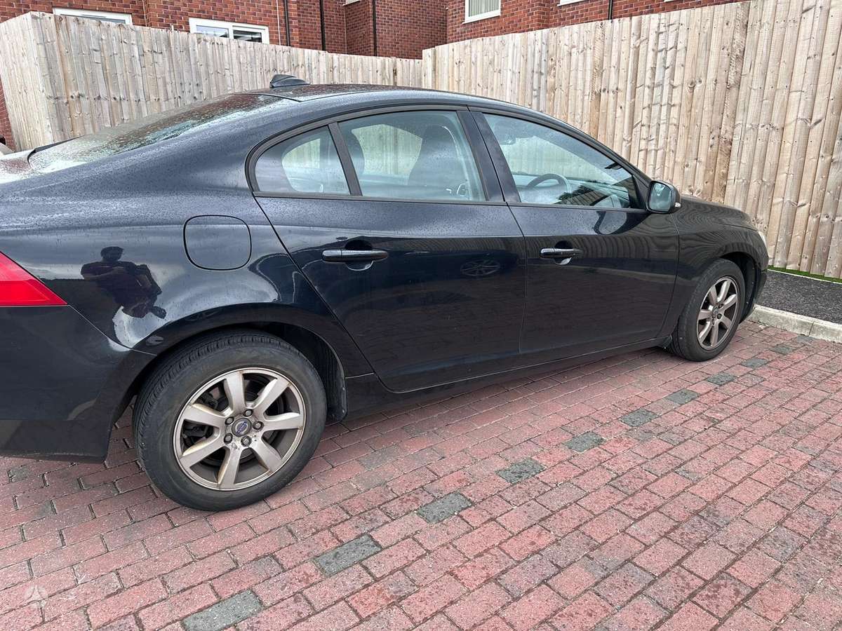 Volvo S60, D4204T5, dalimis