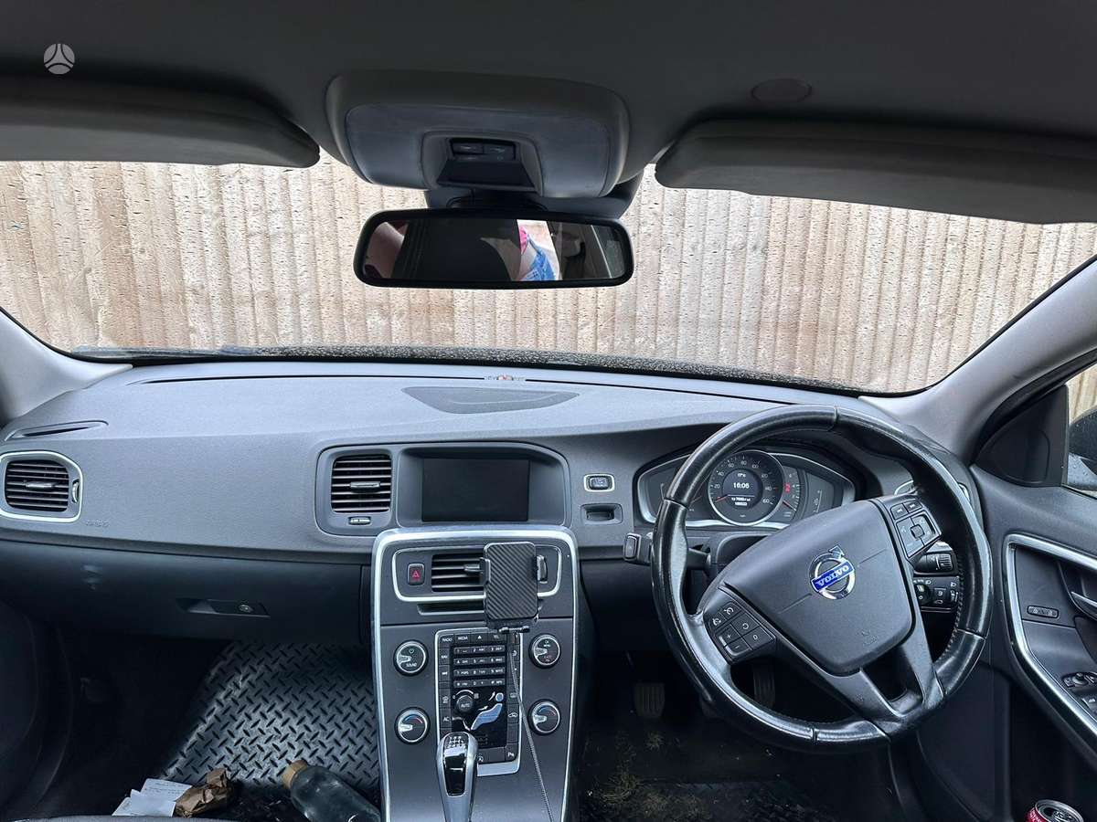Volvo S60, D4204T5, по частям