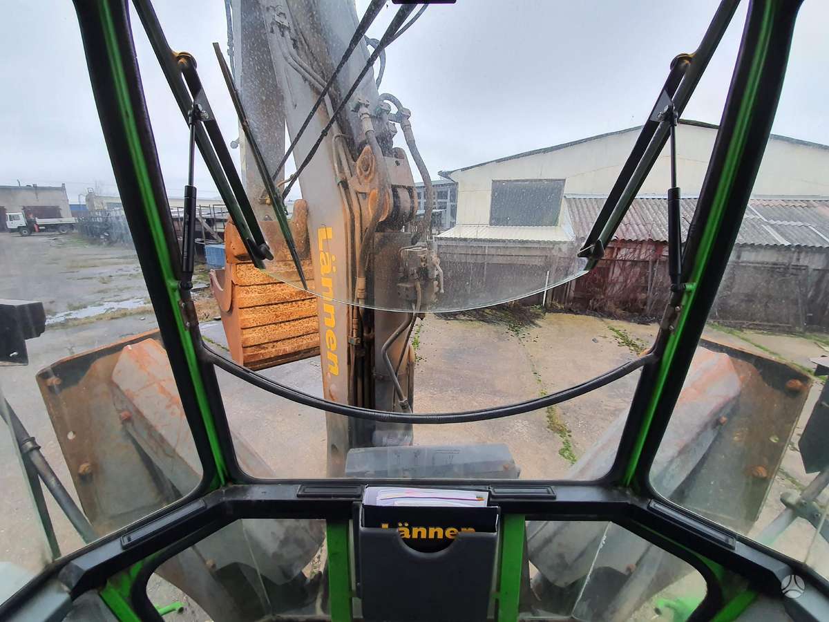-Kita- LANNEN 740S, excavator loader