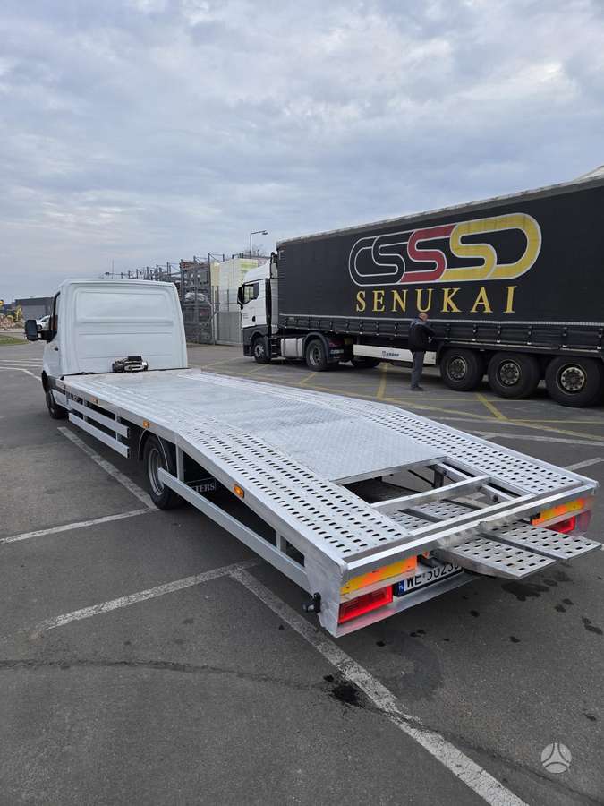 VW T5, truck rental
