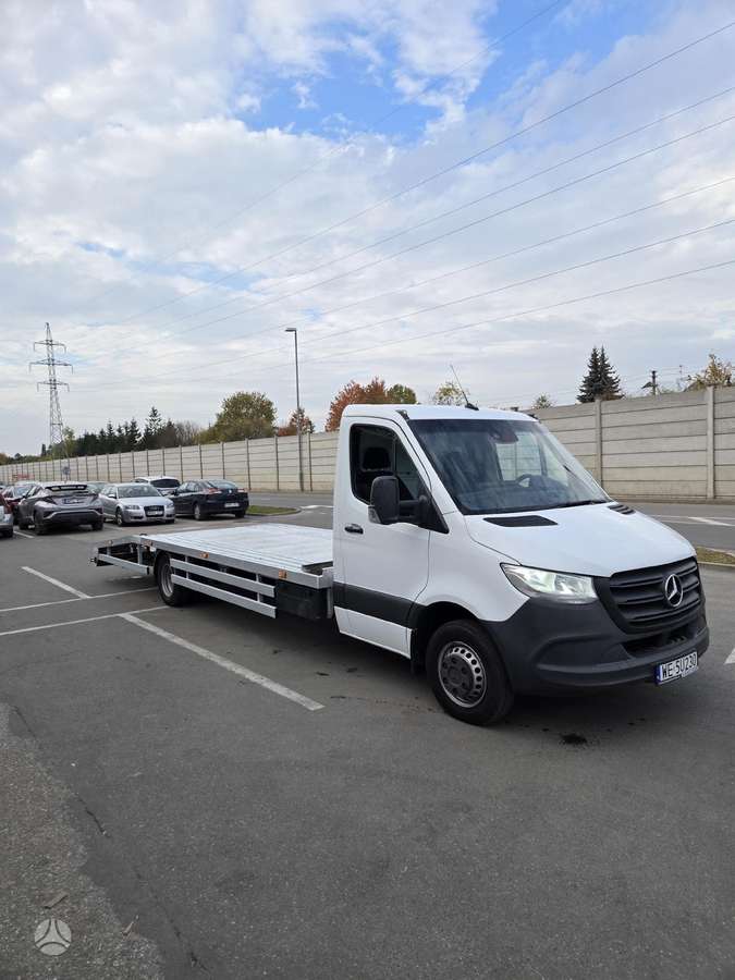 VW T5, truck rental