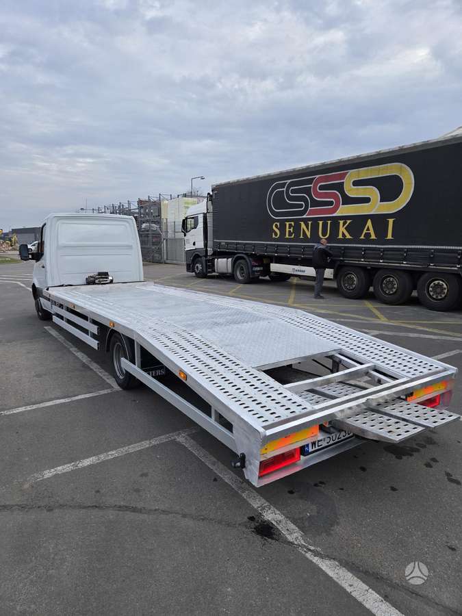 Volkswagen Crafter, road train rental