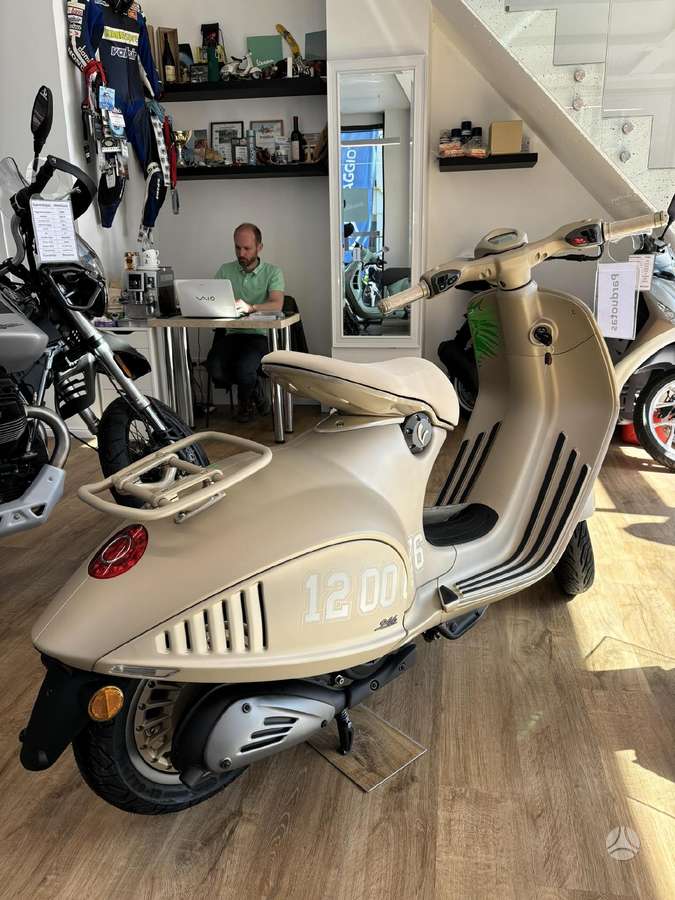 Piaggio Vespa 310cc, мотороллеры / мопеды