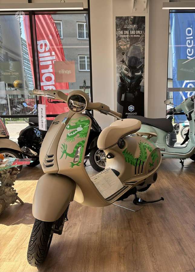 Piaggio Vespa 310cc, мотороллеры / мопеды