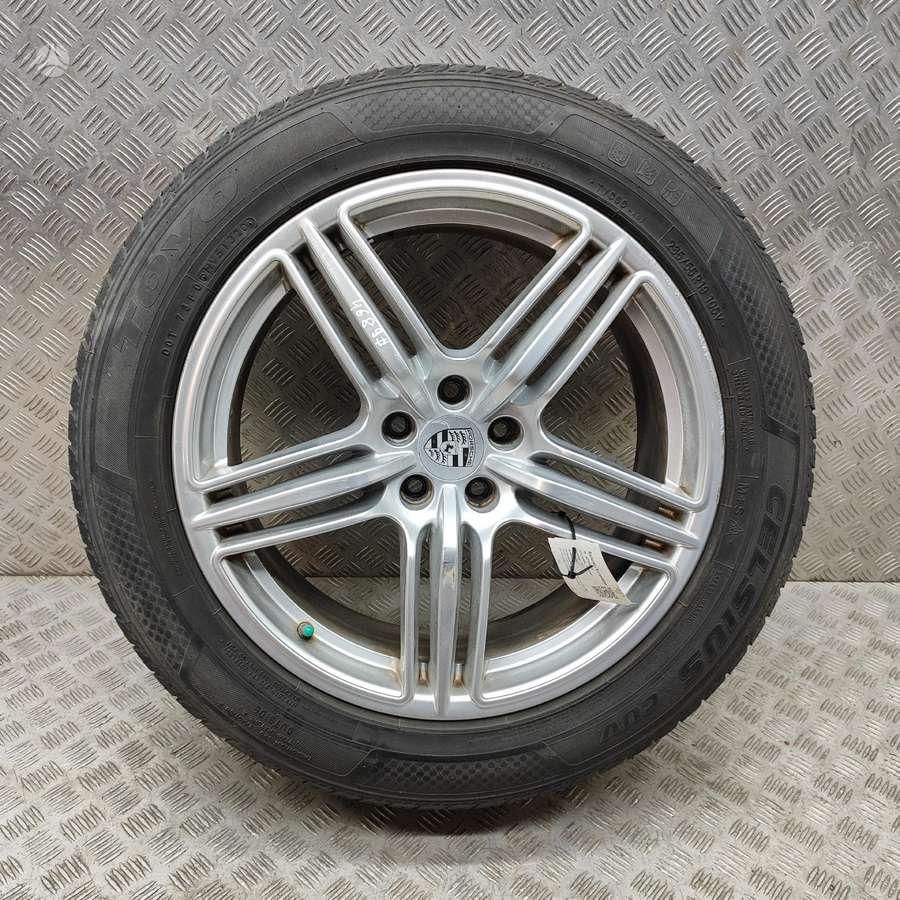 Porsche MACAN, lengvojo lydinio, R19