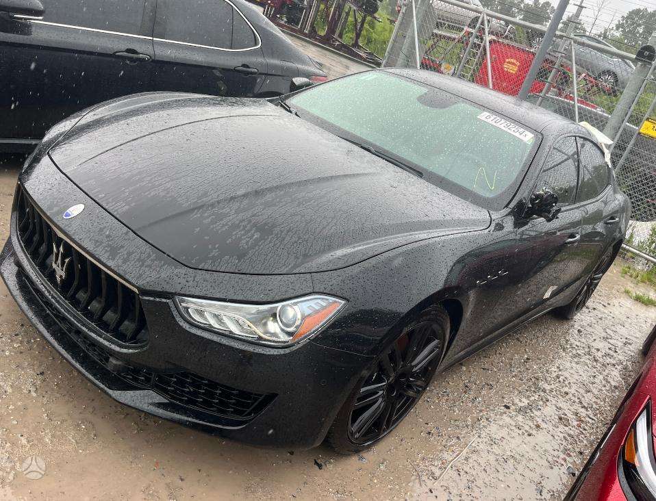 Maserati Ghibli for parts