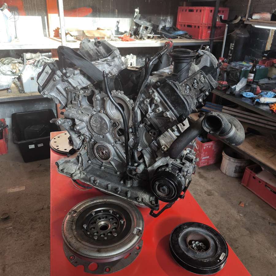 Audi A6 engine parts
