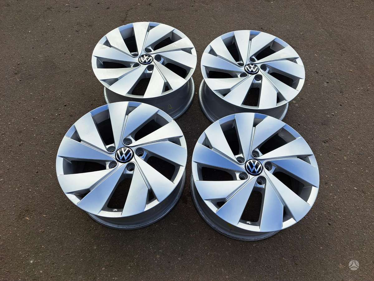 Volkswagen Golf 8, light alloy, R17