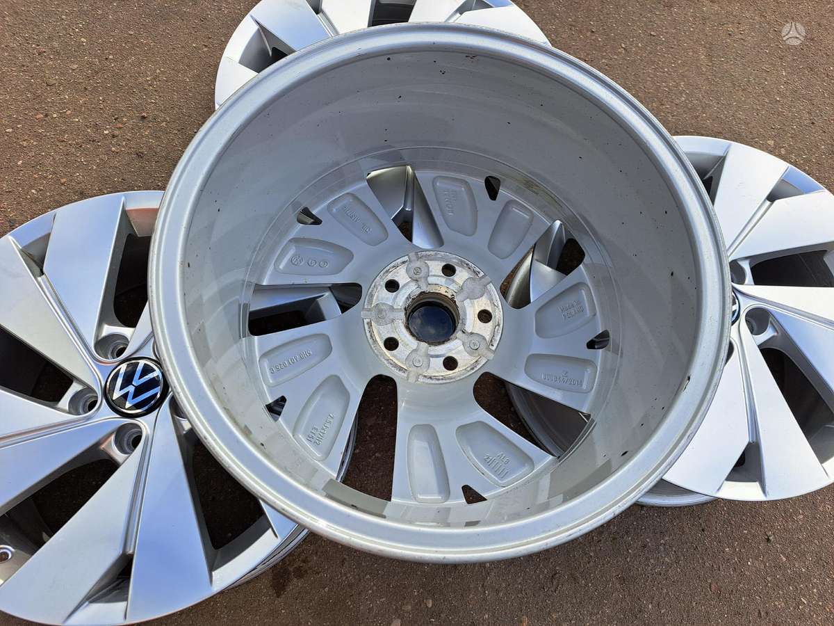 Volkswagen Golf 8, легкосплавные , R17