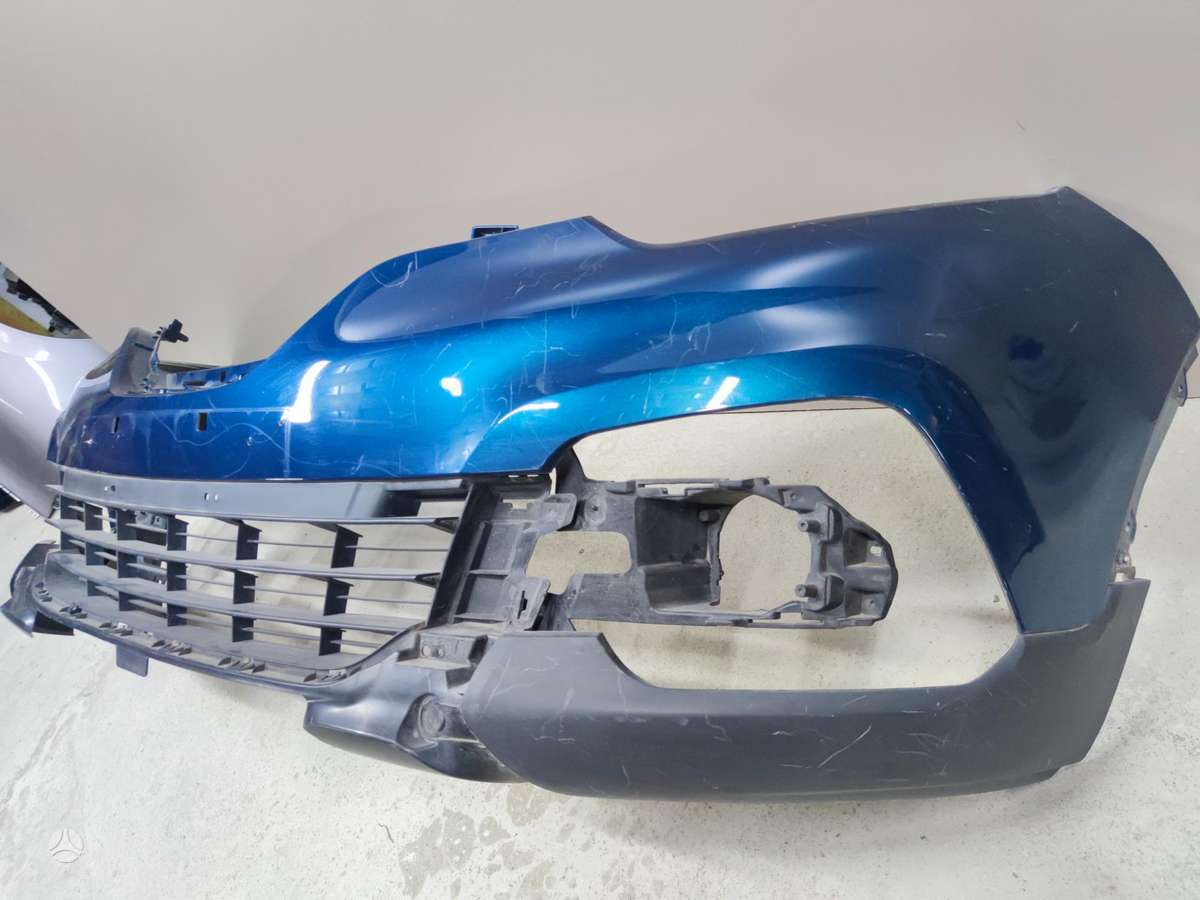 Renault Captur bumper reinforcement, bumpers, lights