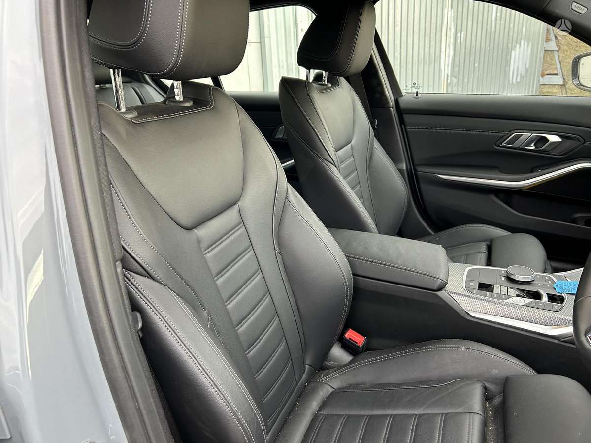 BMW 3 serija