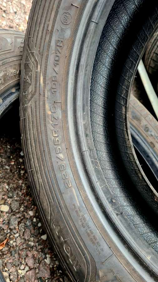 Goodyear, winter 225/55 R17
