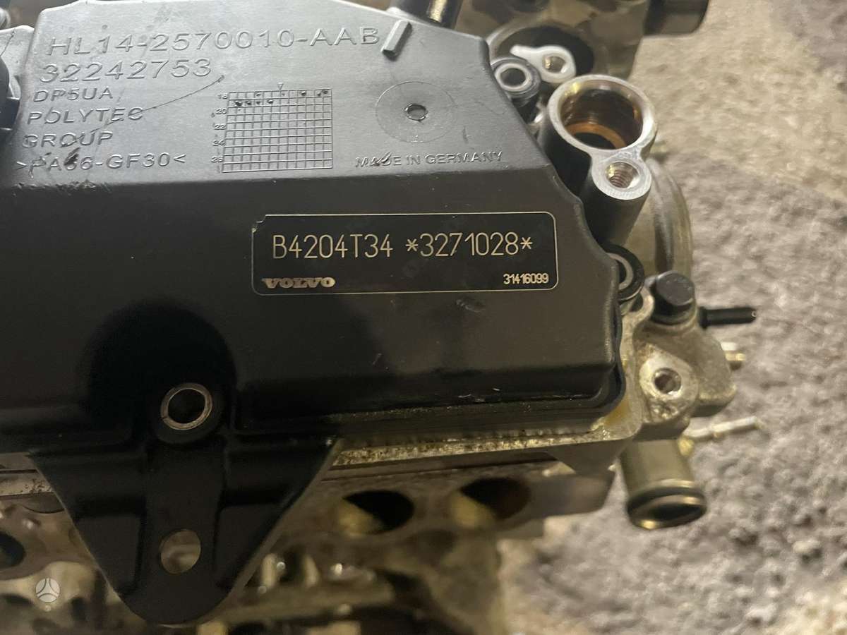 Volvo XC90, B4204t34, детали двигателя