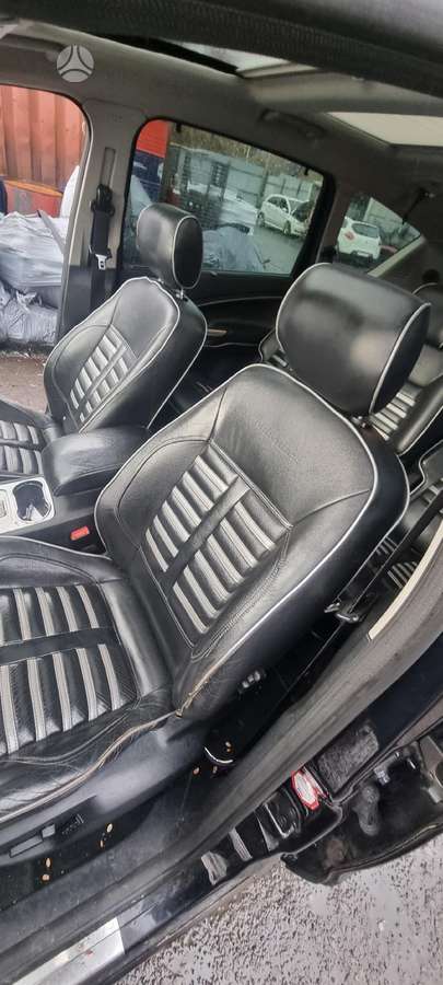 Ford S-MAX Individual