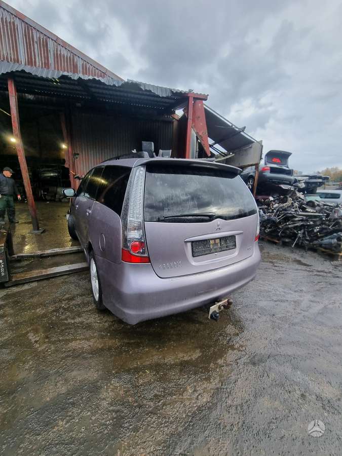 Mitsubishi Grandis
