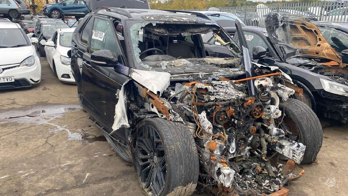 Land Rover Discovery dalimis