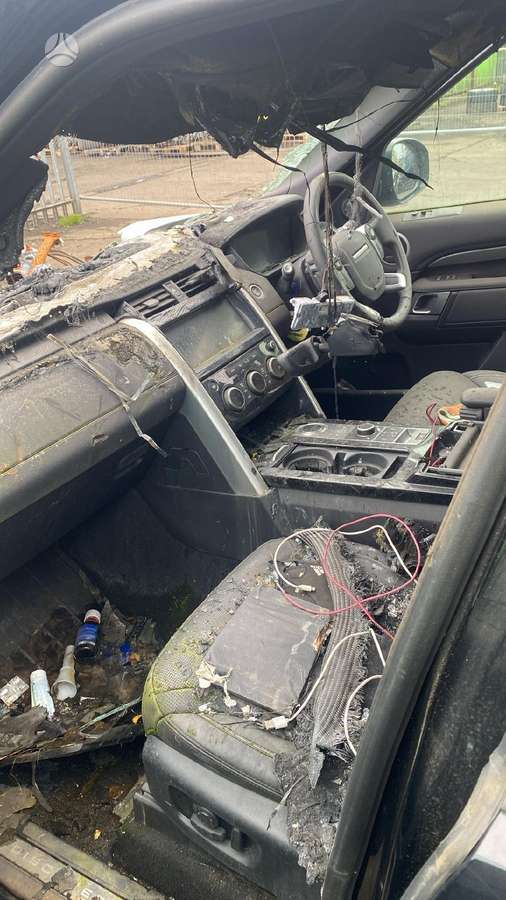 Land Rover Discovery по частям