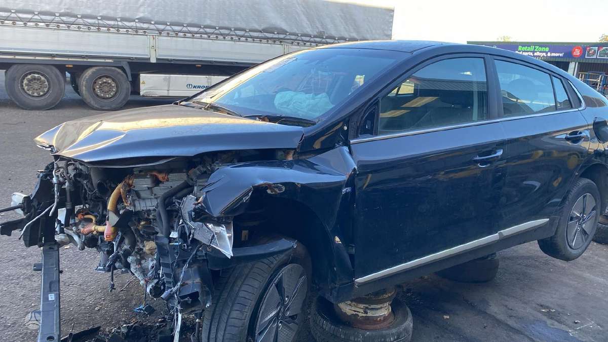 Hyundai IONIQ for parts