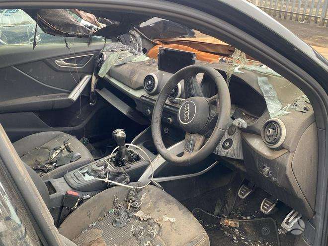 Audi Q2 по частям