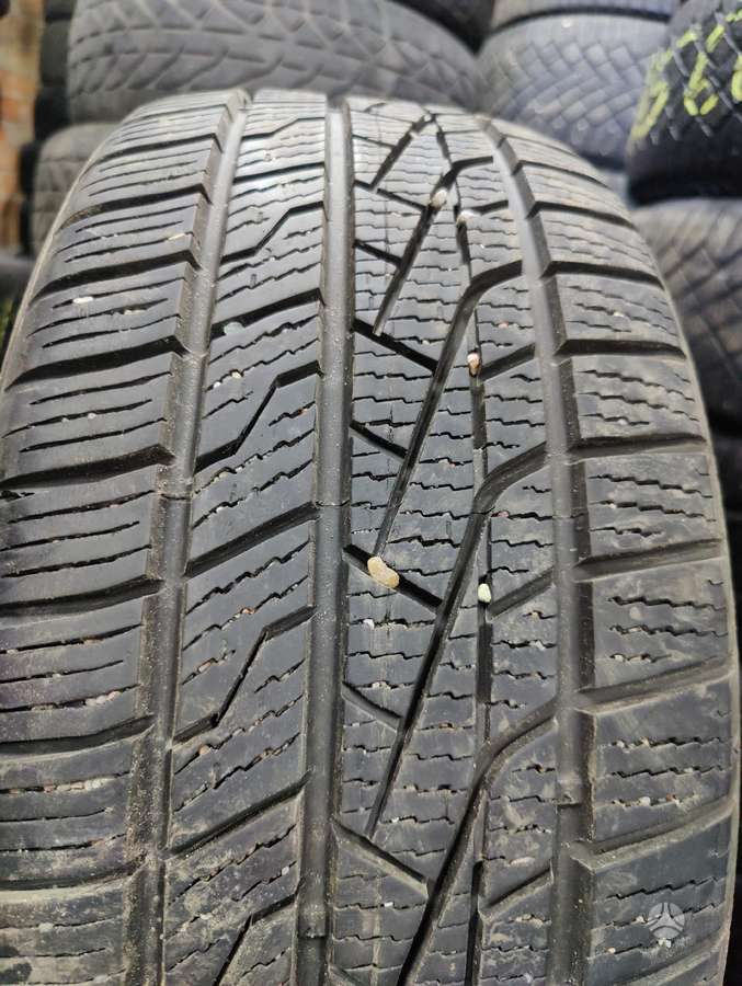 Tyfoon, all-season 215/45 R17