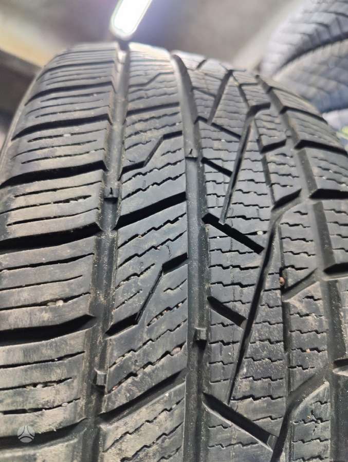 Tyfoon, all-season 215/45 R17