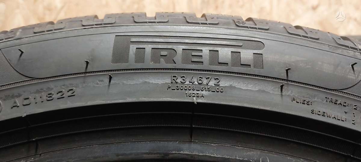 Pirelli SCORPION WINTER, winter 305/35 R21