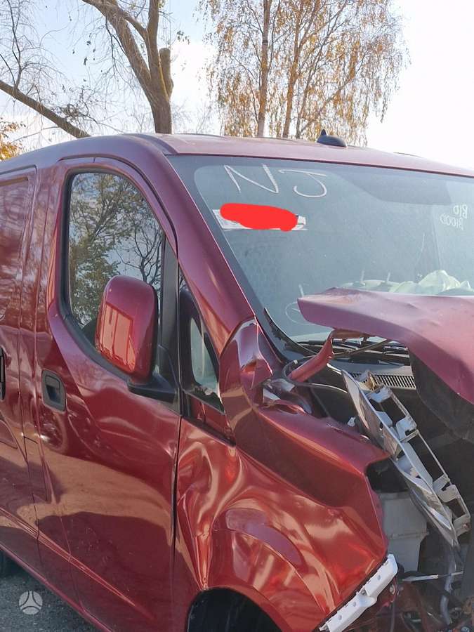 Nissan NV200