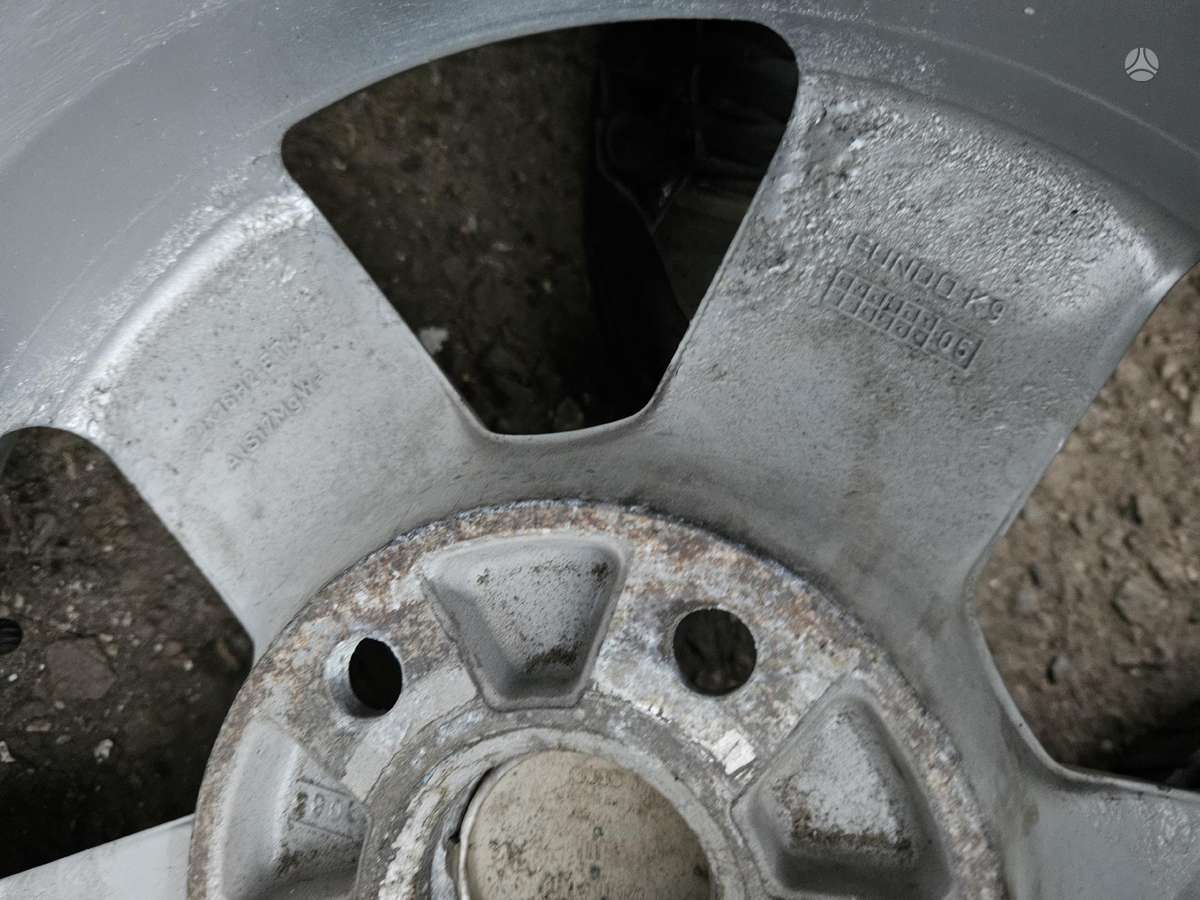 Audi A4, lengvojo lydinio, R16