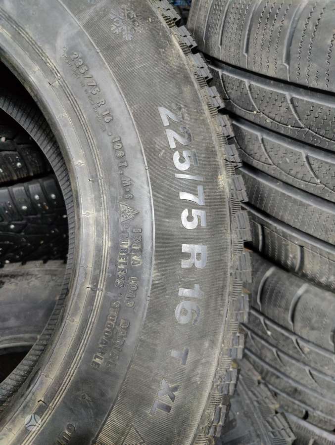 Continental ContiIceContact, winter 225/75 R16