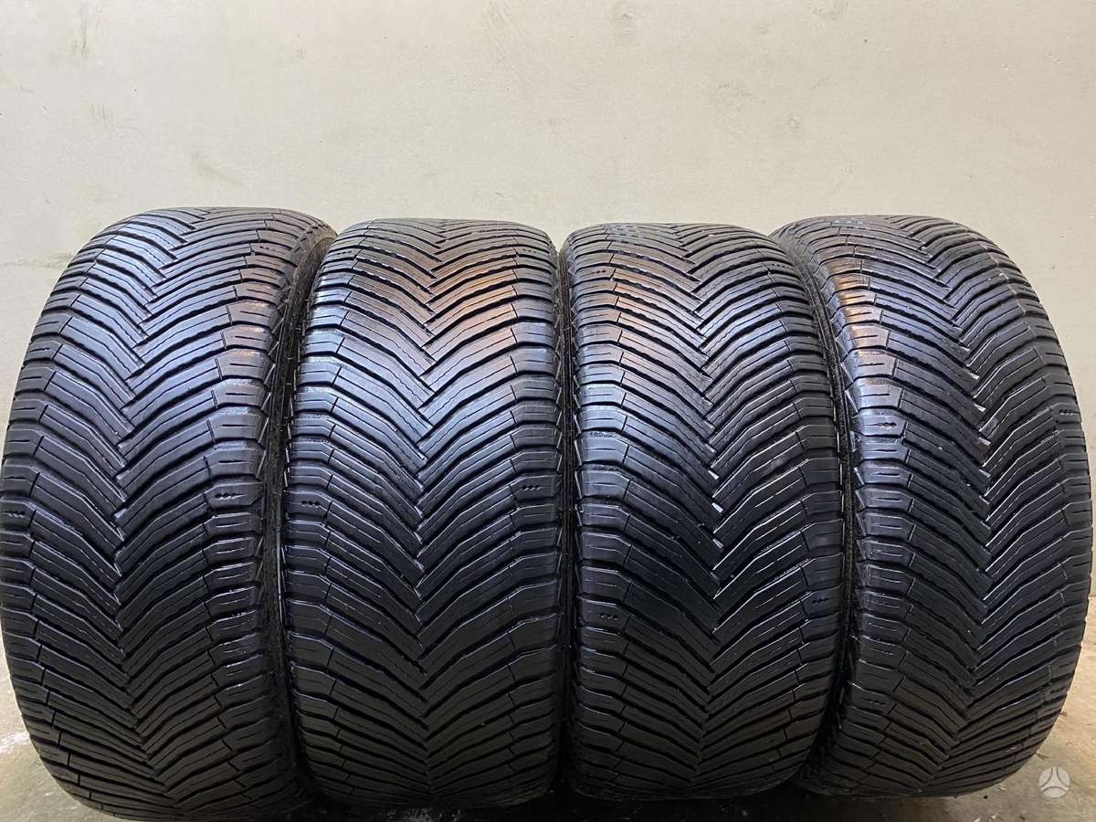 Michelin Cross Climate 2, universalios 235/45 R20
