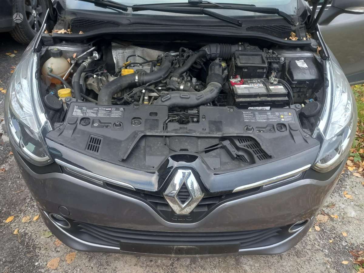 Renault Clio for parts. Europa