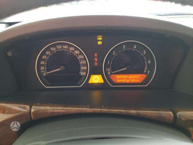 BMW 750